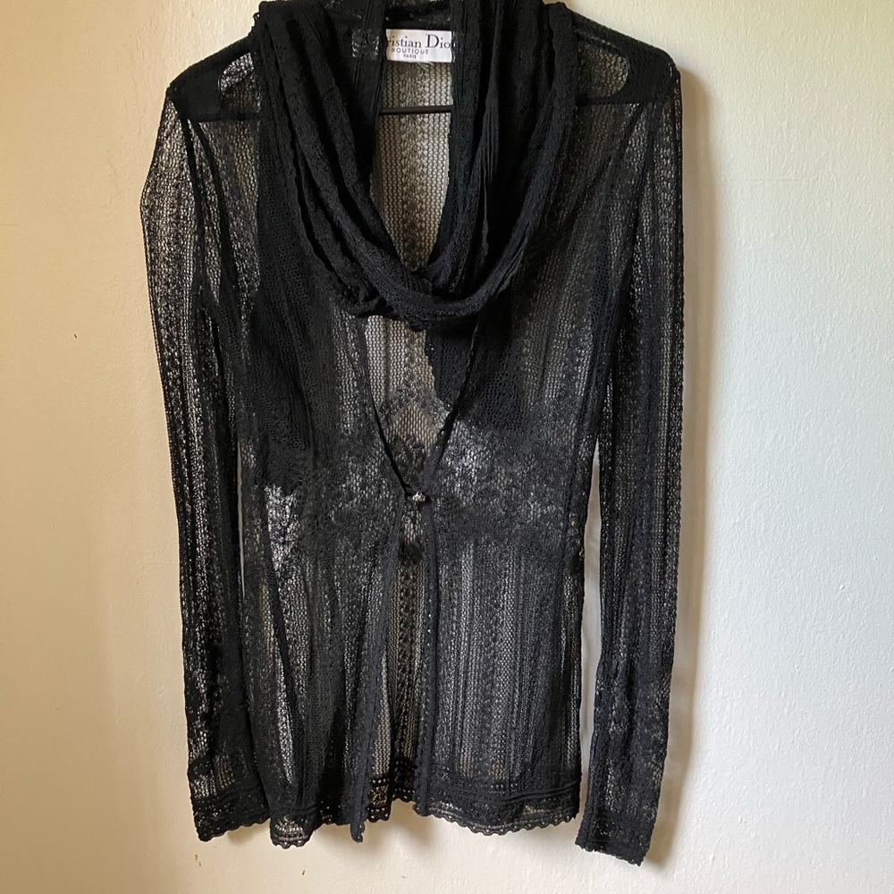 CHRISTIAN DIOR FRENCH CROCHET LACE CARDIGAN WITH SINGLE BUTTON AND SHAWL